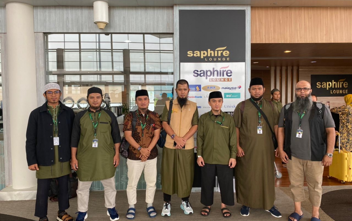 410 Jemaah SJP Berangkat Umrah, Perdana Sewa Satu Pesawat
