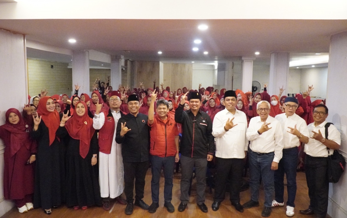 Deklarasi Majelis Ta'lim DPC PDIP, Prof Ridha Ajak Ratusan Kaum Ibu Berjuang Demi Masa Depan