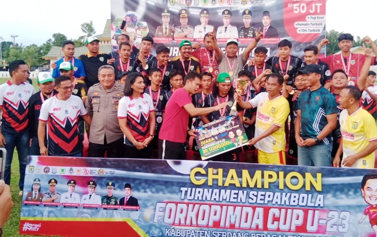 TNI-Polri Pengamanan Final Sepak Bola Piala Forkopimda Sergai, Pelaku UMKM Senang Raup Keuntungan