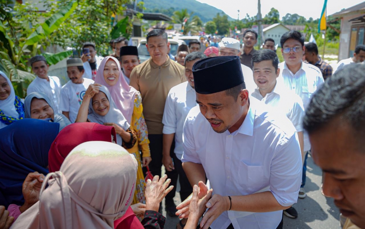 Jawab Keluhan Warga Madina soal Jalan Rusak, Bobby Nasution: Kepala Daerah Tak Boleh Lempar Tanggung Jawab