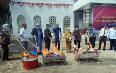 Musnahkan Barang Bukti, Sinrang: Penegakan Hukum Berjalan