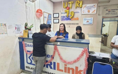 Kisah Wanita Hebat AgenBRILink Dorong Literasi Keuangan