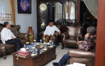 Dewan Pakar Golkar RE Nainggolan Bincang dengan HIRO Bahas UMKM dan Pilkada Medan