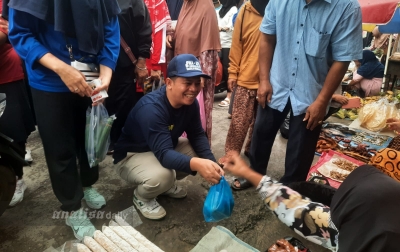 Saat Blusukan ke Pasar Pagi, Putra Mahkota Alam Disebut Pedagang Bupati Padanglawas yang Ganteng