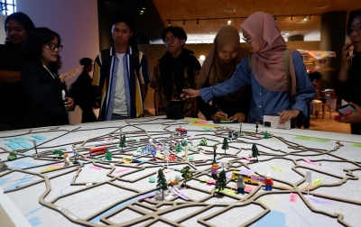 Pameran Memetri Sukses, Jadikan Seni sebagai Penggerak Kesadaran Menjaga Bumi