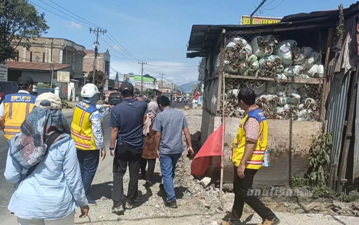 Pembebasan Lahan Menuju KSPN Danau Toba Terkendala,  Desain Pelebaran Jalan Tigapanah Karo Diubah