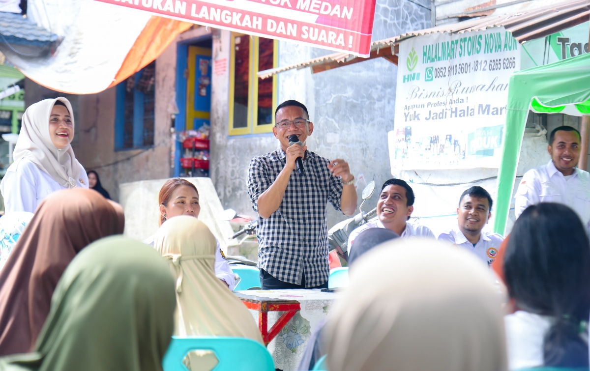 Zakiyuddin Harahap Hadiri Pengobatan Gratis Kesira