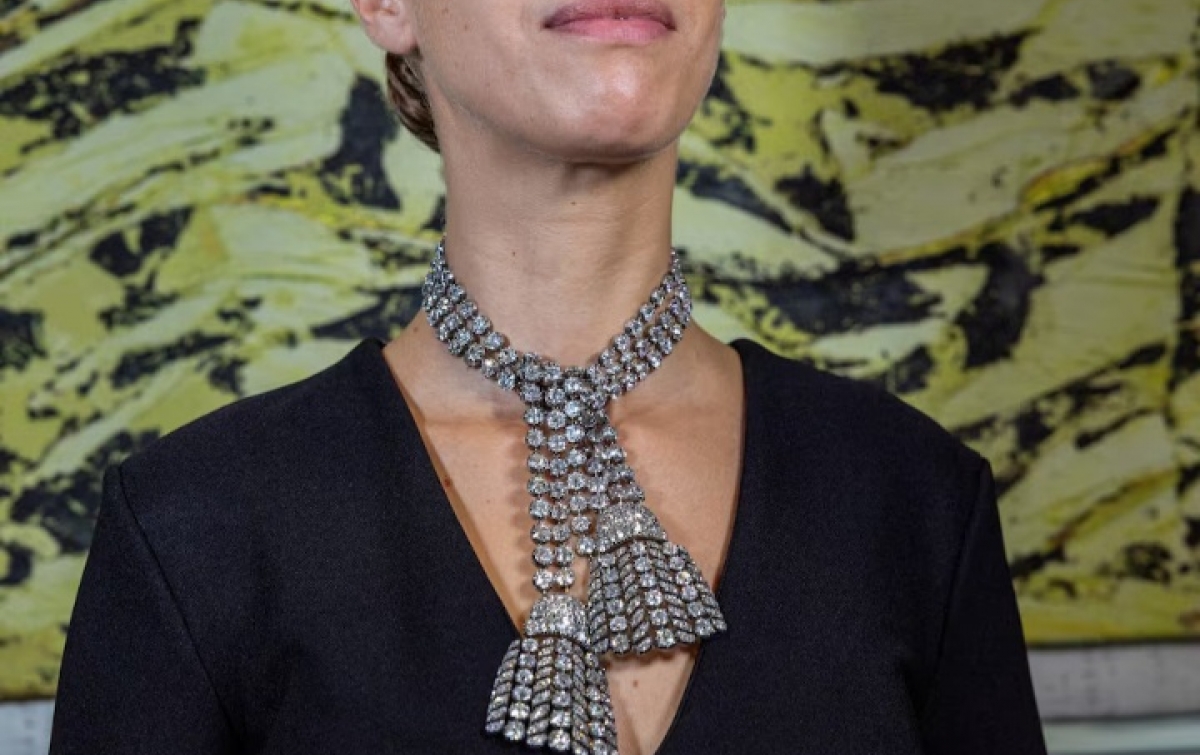 Kalung Berlian 'Diamond Necklace Affair' Marie Antoinette Terjual Seharga Rp81 Miliar di Jenewa