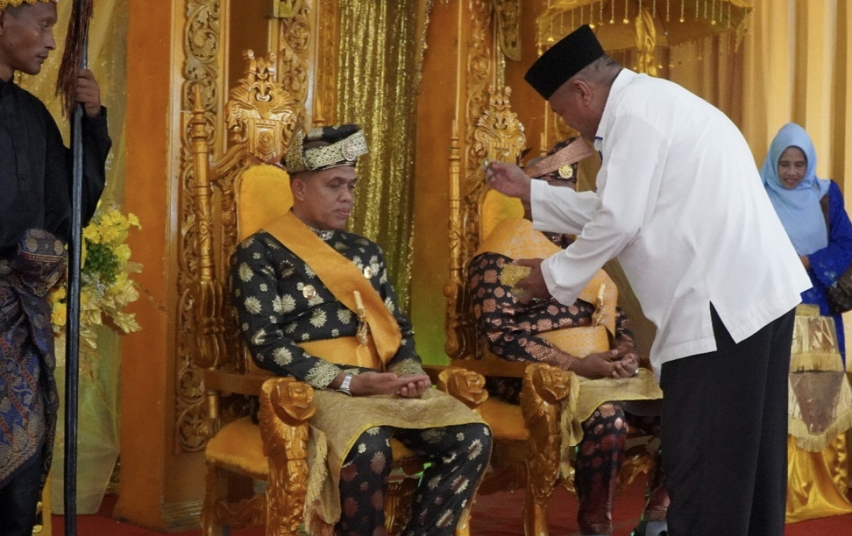 Faisal Hasrimy Digelar Datok Praja Indra Negeri dari Kerapatan Adat Kesultanan Langkat