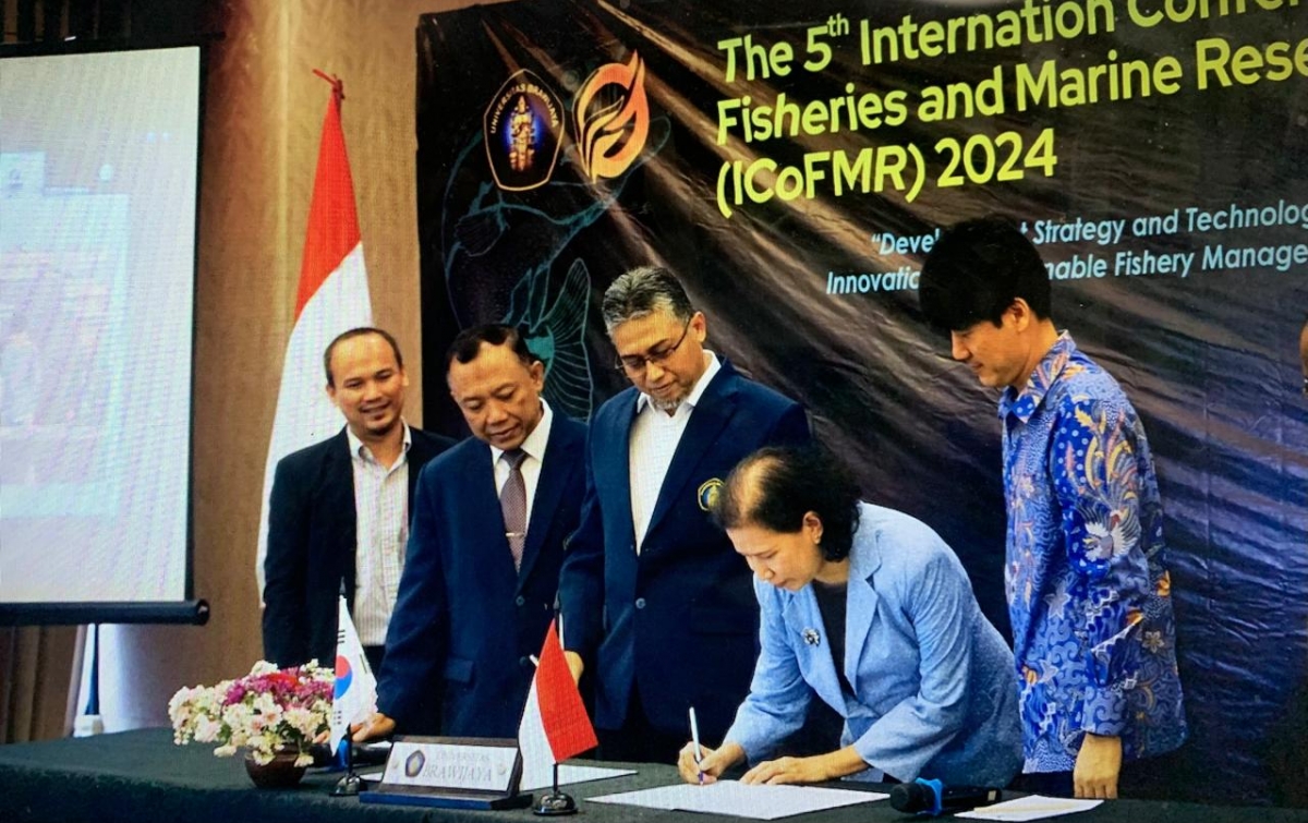 Perkuat Kerja Sama di Bidang Kelautan dan Perikanan, Korea-Indonesia MTCRC Tandatangani MoU dengan Universitas Brawijaya