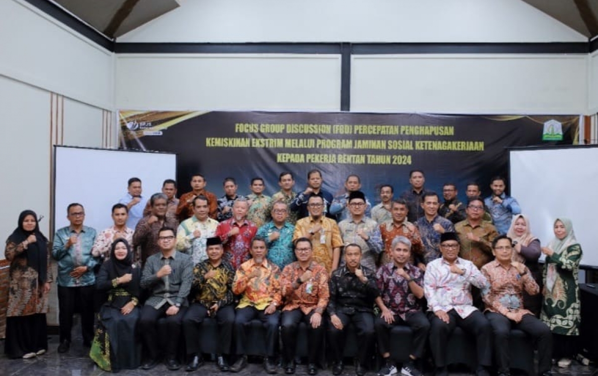 8 Kabupaten/Kota di Aceh Terima Jamsostek Universal Cover Award 2024