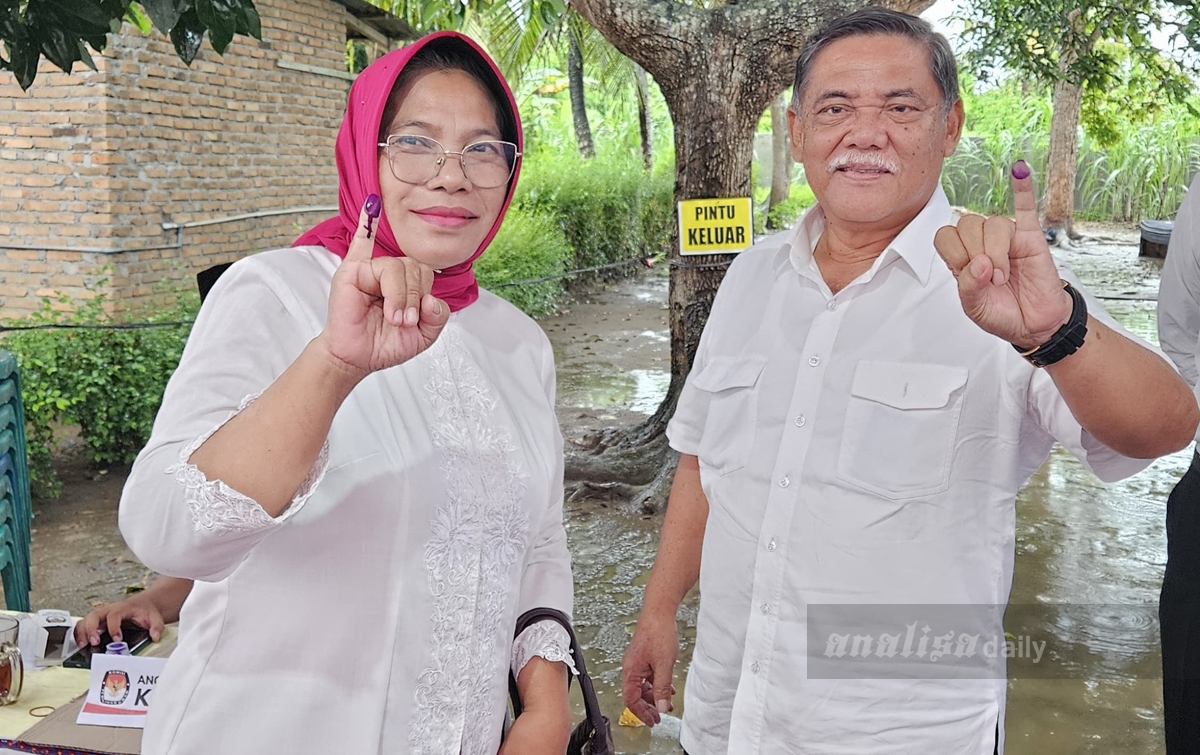 Sejumlah TPS Terdampak Banjir, Yusuf Siregar Nyoblos di TPS 9