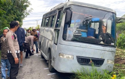 Detik-Detik Bus Sekolah Terbalik di Siborongborong, 1 Pelajar Tewas