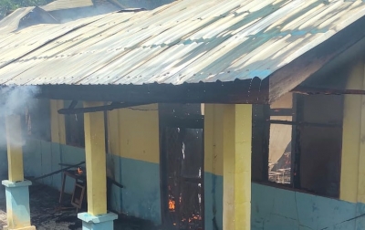 3 Ruangan SMPN 1 Tigalingga Dairi Hangus Terbakar