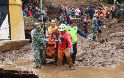 Empat Korban Longsor di Karo Ditemukan Meninggal Dunia