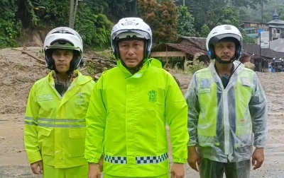 Jalur Medan-Berastagi Tertimbun Longsor, Ditlantas Polda Sumut Imbau Masyarakat Cari Jalur Alternatif