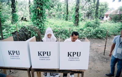 Gunakan Hak Pilih di TPS,  Putra Mahkota:  Semoga Semua Berjalan Lancar