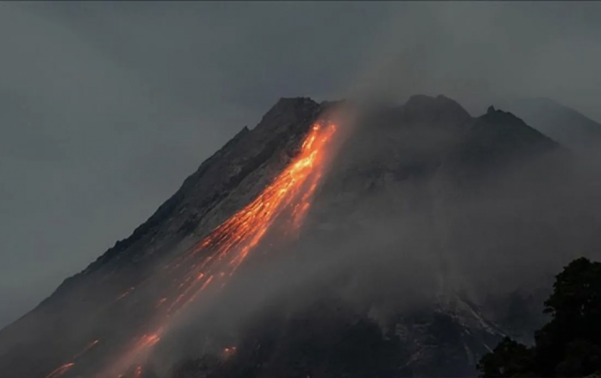 Gunung Berapi di Filipina Meletus, Puluhan Ribu Warga Mengungsi