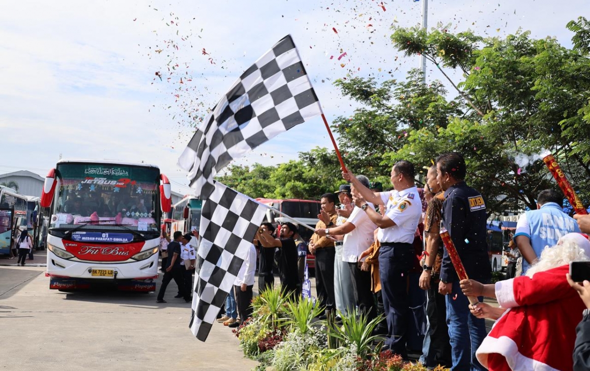 1.200 Pemudik Diberangkatkan ke Berbagai Wilayah di Sumut Menggunakan 45 Bus