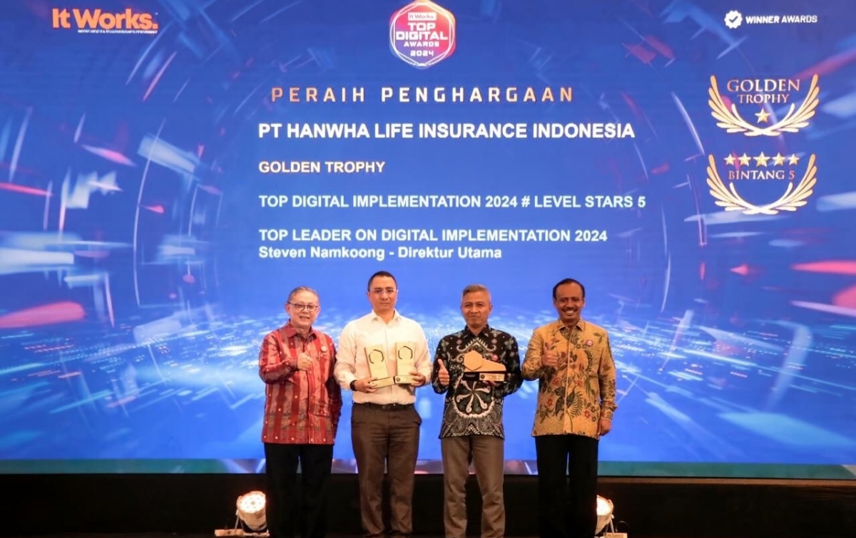 Hanwha Life Raih Golden Star Trophy di Top Digital Awards 2024