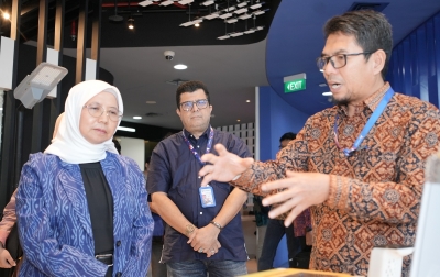 PLN-XL Axiata Kerja Sama Pasokan Listrik dan Penggunaan Energi Terbarukan