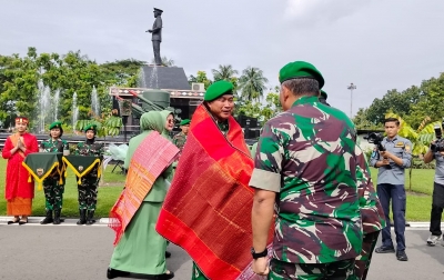 Cara Pangdam I/BB Mayjen TNI Rio Firdianto Mengatasi Judol: Handphone Prajurit Bakal Diperiksa