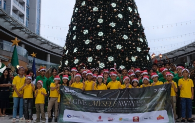 Berbagi Kebahagiaan, Delipark Mall Ajak Anak Panti Asuhan Merayakan Natal Bersama