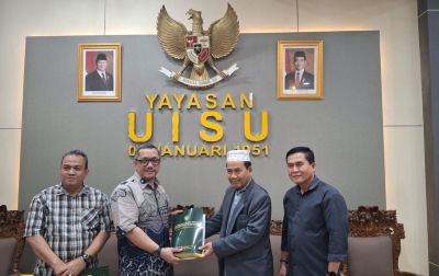 Yayasan UISU Lepas Dosen dan Tenaga Kependidikan Purna Tugas