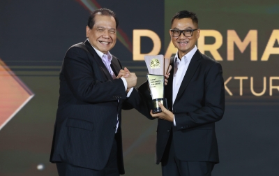 Hattrick! Dirut PLN Darmawan Prasodjo Kembali Dinobatkan Jadi CEO Of The Year 2024