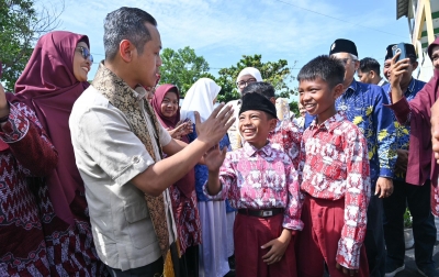 Kemendikdasmen Dorong Pemerataan Kualitas Pendidikan Sekolah Negeri dan Swasta