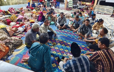 Pdt. Penrad Siagian Salurkan 1.000 Paket Bantuan untuk Korban Banjir Tapanuli Selatan