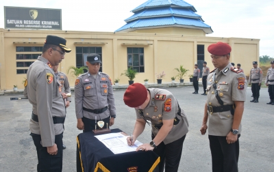 Kapolres Labusel Lantik AKP Endang Roganti Ginting Sebagai Kasat Reskrim