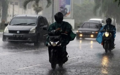 Sabtu, Hujan Ringan Diprakirakan Guyur Kota-Kota Besar, Medan Berawan Tebal