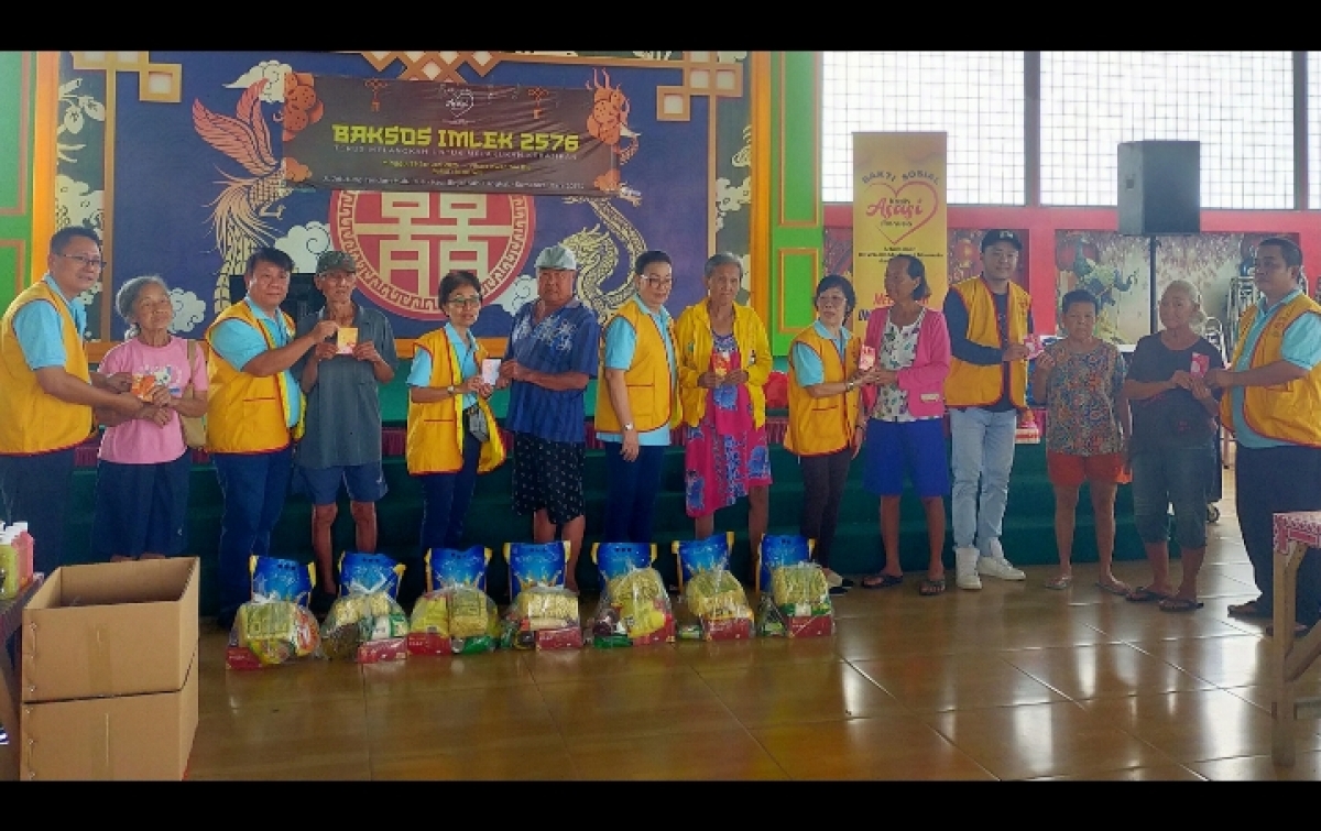 KAM Gelar Bakti Sosial Imlek di Vihara Kwan Tee Bio