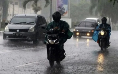 BMKG Prakirakan Cuaca Kota-Kota Besar di Indonesia Diguyur Hujan, Minggu