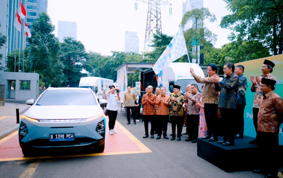 Dukung Implementasi ESG, BSI Luncurkan Mobil Operasional Listrik dan Digital Carbon Tracking