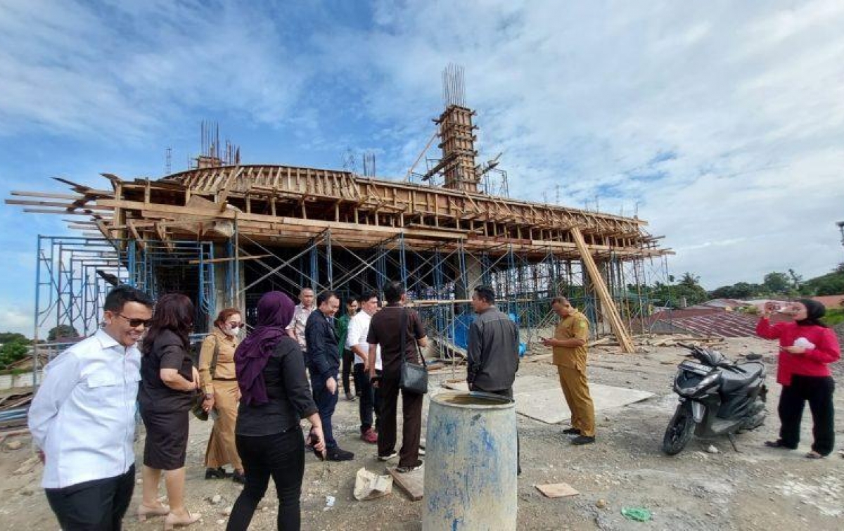 Ilegal, Komisi IV DPRD Medan Rekomendasikan Stop Pembangunan Foodcourt dan Toko Roti