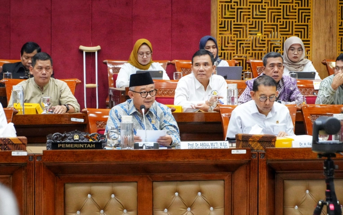 Mendikdasmen Abdul Mu’ti: Program Prioritas Pendidikan Tetap Berjalan