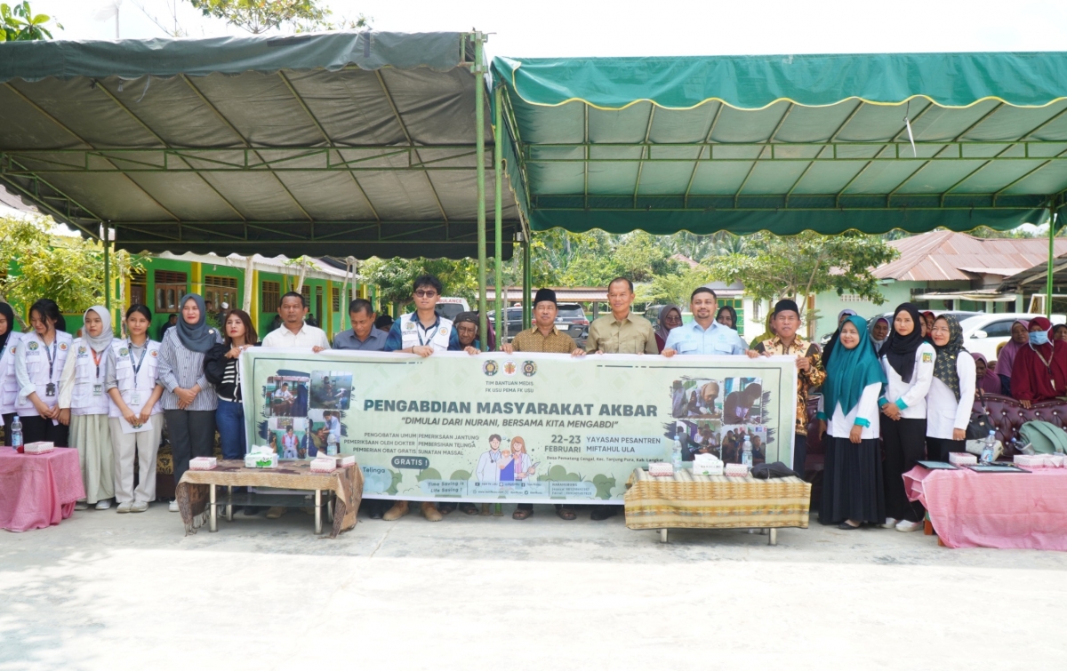 Tim Bantuan Medis FK USU Berikan Pelayanan Kesehatan Gratis di Desa Pematang Cengal