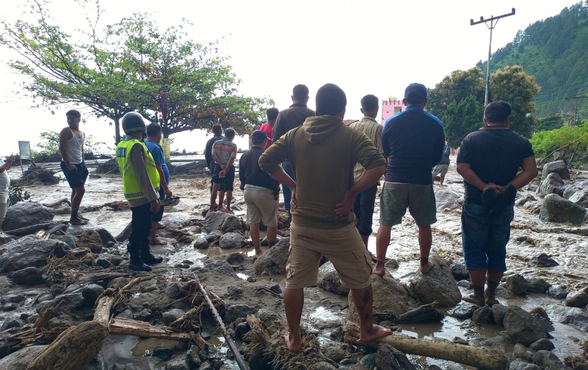 Banjir Bandang, Silalahi Dairi Terisolasi