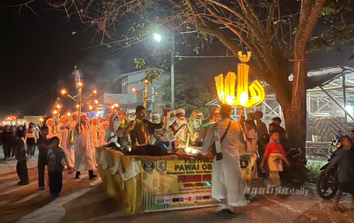 Sambut Ramadan, Ribuan Warga Serdang Bedagai Ikuti Pawai Obor