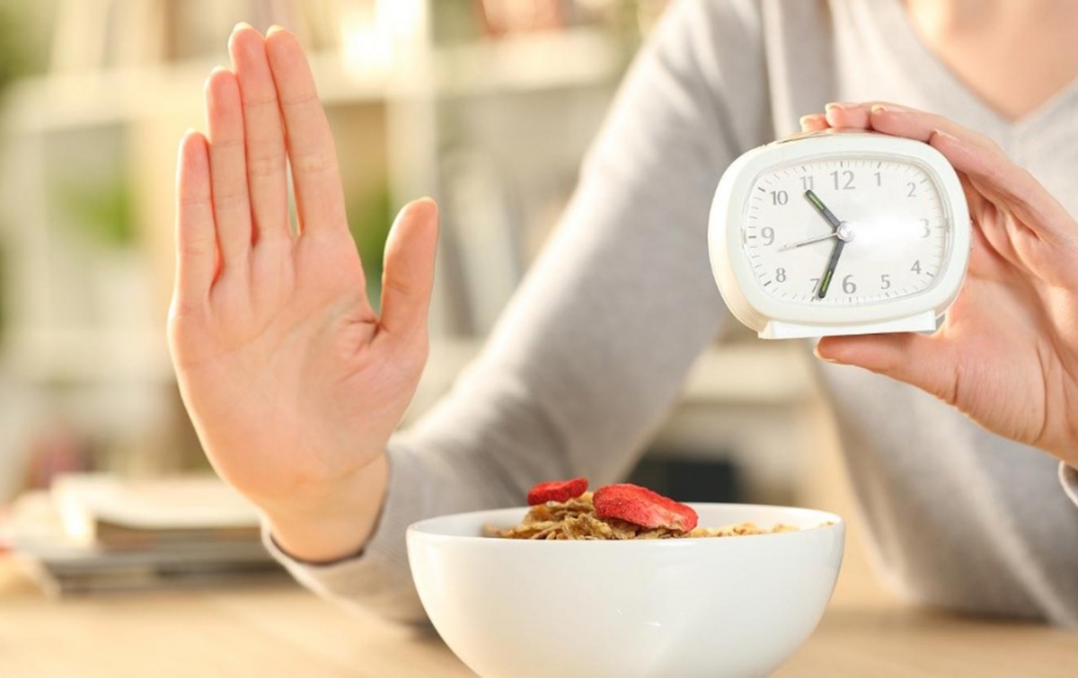 Mengenal Intermittent Fasting: Pola Makan Puasa yang Efektif untuk Kesehatan