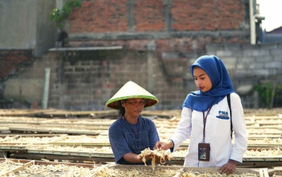 1,84 Juta Nasabah Naik Kelas, Kemenko Pemberdayaan Masyarakat Apresiasi Upaya Nyata Sinergi Holding Ultra Mikro BRI