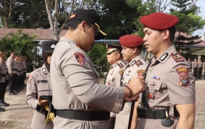 3 Kasat, Kapolsek, dan Waka Polres Langkat Sertijab