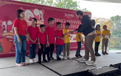 Rayakan Cap Go Meh, Delipark Mall Beri Santunan untuk anak Panti Asuhan Permata Kasih Abadi