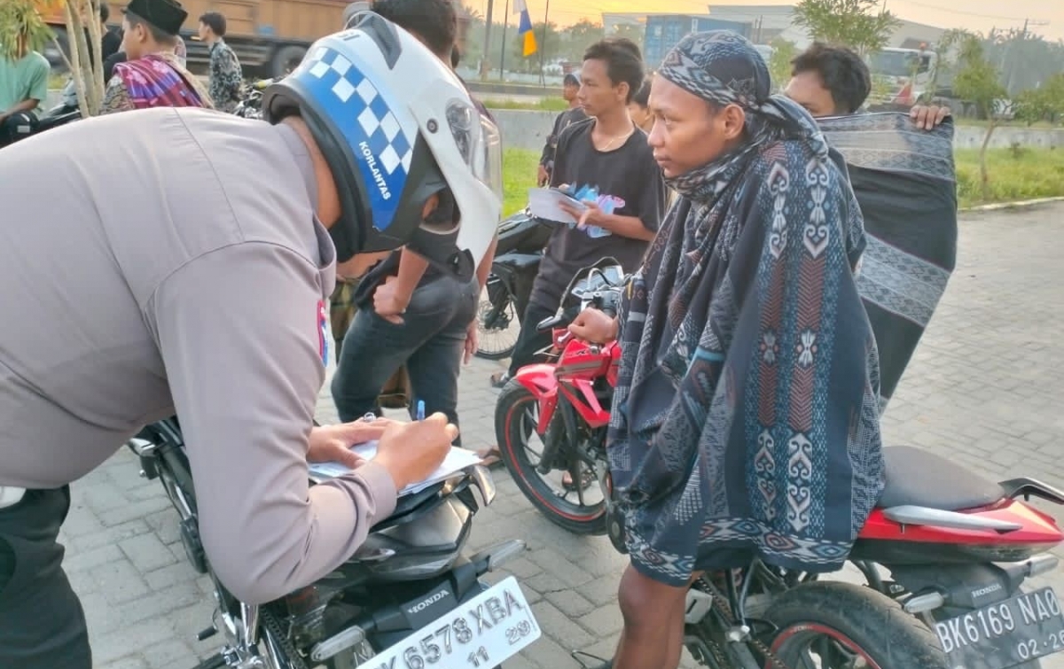 Polres Sergai Patroli Asmara Subuh, 56 Pengendara Sepeda Motor Ditilang