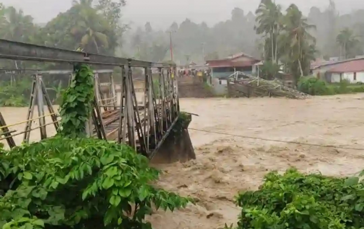 Hujan Deras Melanda Nias Barat, Jembatan Sungai Oyo Putus Total