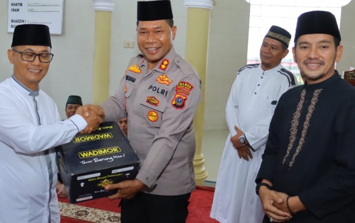 Kapolres Tebingtinggi Bukber dengan Tim Safari Ramadan