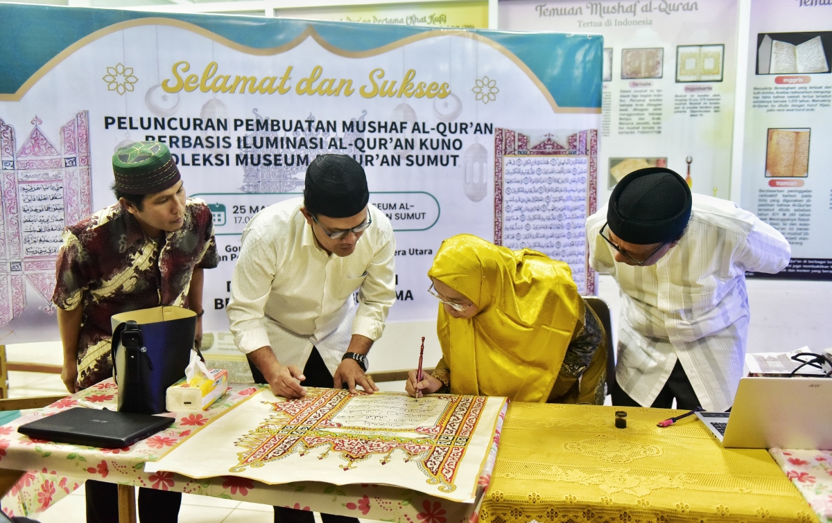 Museum Alquran Sumut Luncurkan Pembuatan  Mushaf Alquran Iluminasi Alquran Kuno