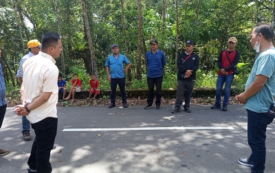 Komisi III DPRD Nias Barat Inspeksi ke Proyek Peningkatan Jalan Rp8,8 Miliar